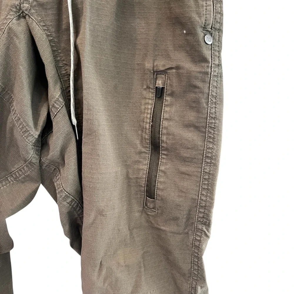 Vuori Rip Stop Organic Cotton Olive Green Hiking Pants Women's Size Small - Picture 7 of 9